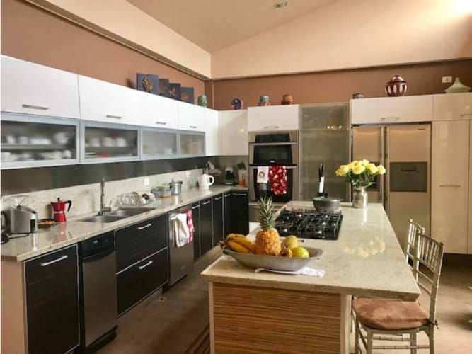 Casa de 4 alcobas en venta en Sotileza, Bogotá, 329 m² · foto 8 de 24