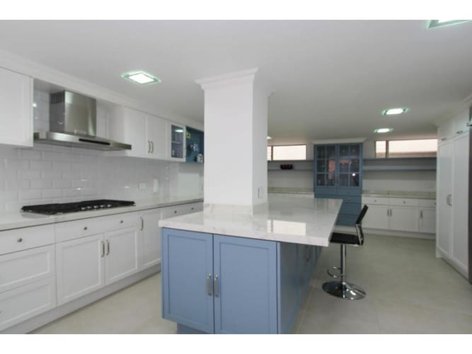 Apartamento de 5 alcobas en venta en Bellavista, Bogotá, 380 m² · foto 8 de 24