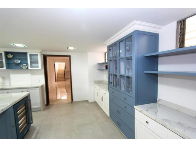 Apartamento de 5 alcobas en venta en Bellavista, Bogotá, 380 m² · foto 23 de 24