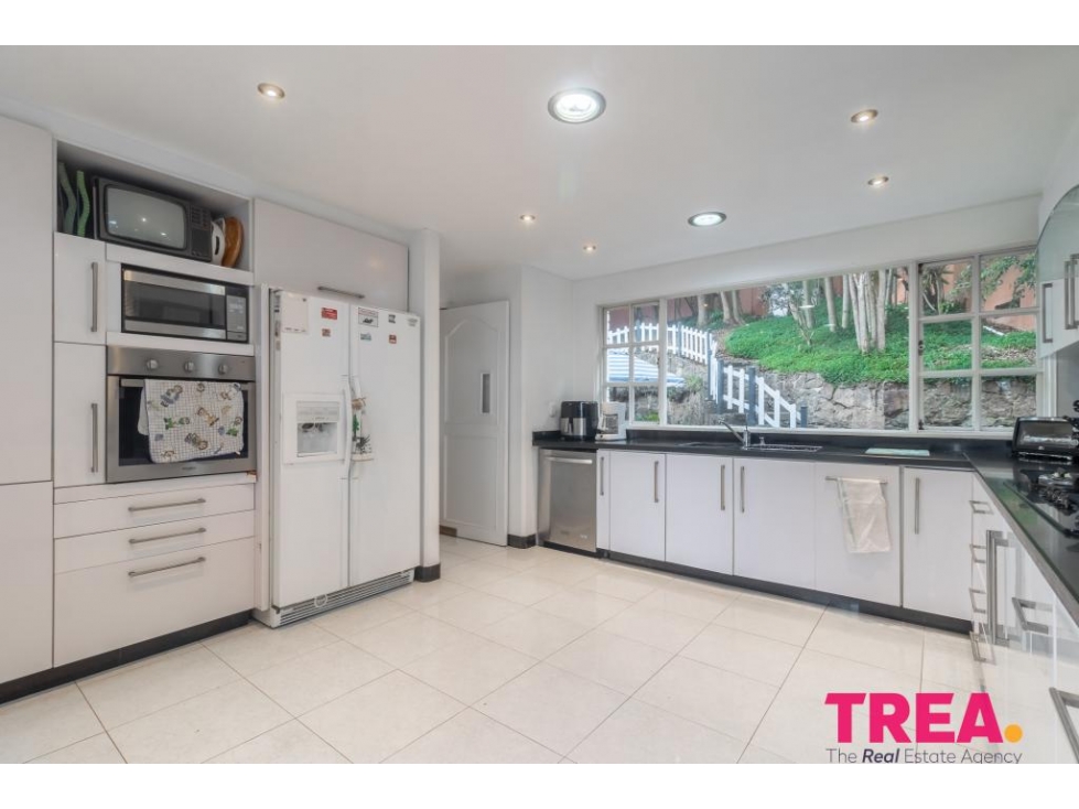 Casa en venta en Niza, Bogotá · foto 10 de 24