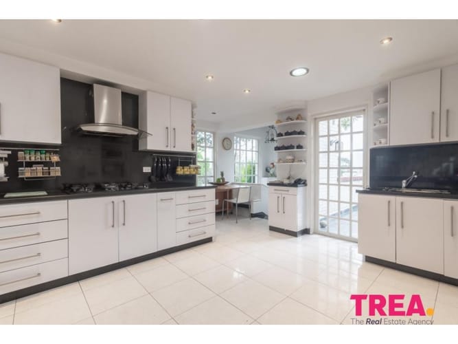 Casa en venta en Niza, Bogotá · foto 11 de 24