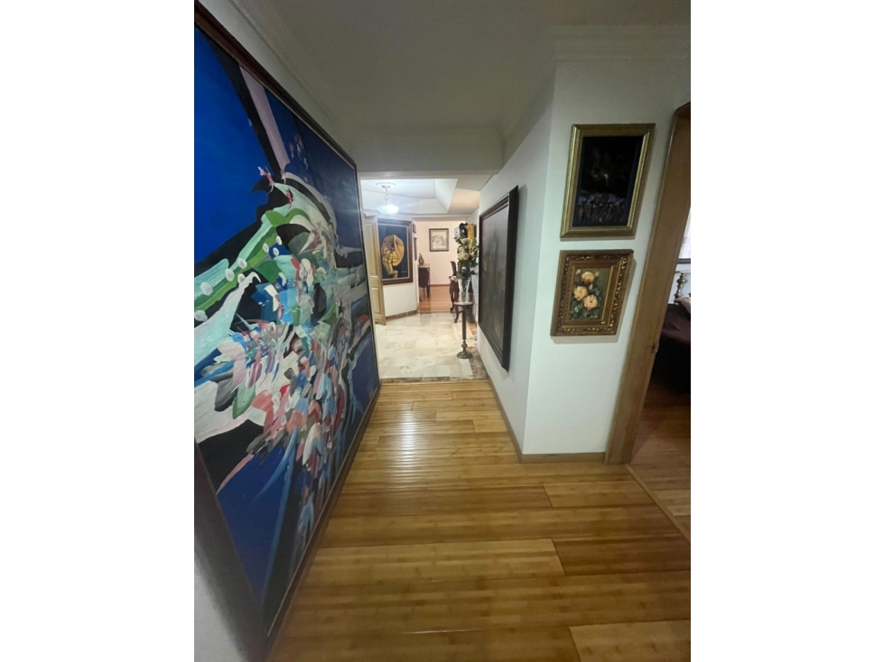 Apartamento en venta en Santa Barbara, Bogotá · foto 7 de 17