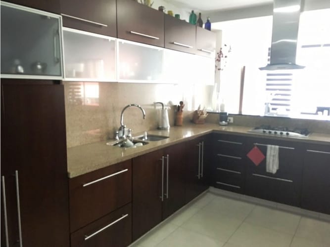 Apartamento de 3 alcobas en venta en Chicó Reservado, Bogotá, 180 m² · foto 9 de 24