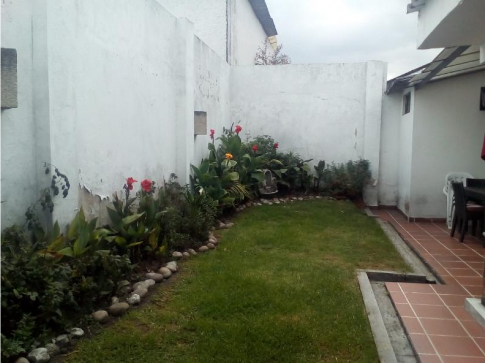Casa en venta en Monaco, Bogotá · foto 8 de 17