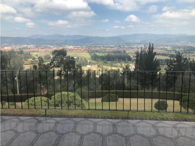 Casa de 4 alcobas en venta en Yerbabuena, Chía, 1000 m² · foto 8 de 24