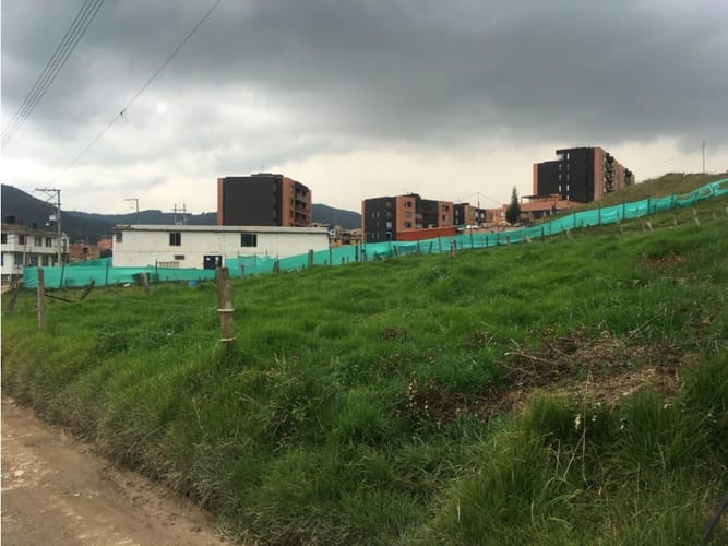 Lote en venta en Santa Helena, La Calera, 6670 m² · foto 3 de 6