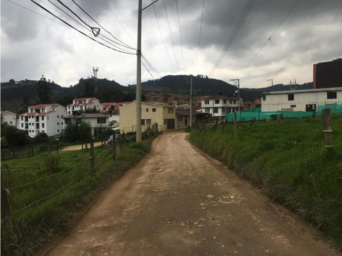Lote en venta en Santa Helena, La Calera, 6670 m² · foto 6 de 6