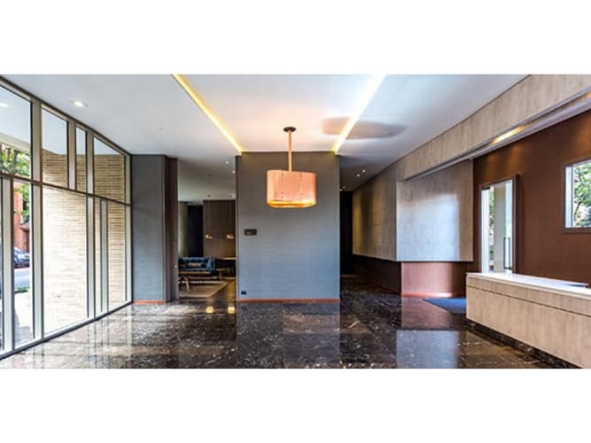Apartamento de 3 alcobas en venta en Los Rosales, Bogotá, 417 m² · foto 3 de 9