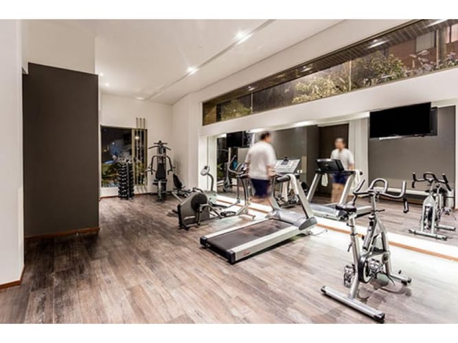 Apartamento de 3 alcobas en venta en Los Rosales, Bogotá, 417 m² · foto 8 de 9