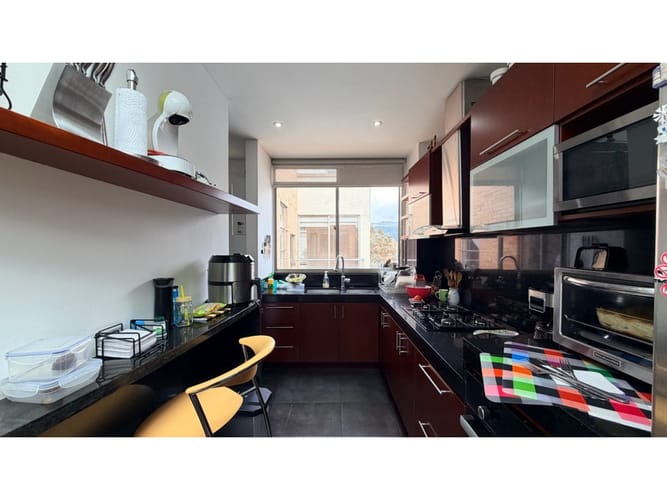 Apartamento de 3 alcobas en venta en Chicó Navarra, Bogotá, 127 m² · foto 5 de 18