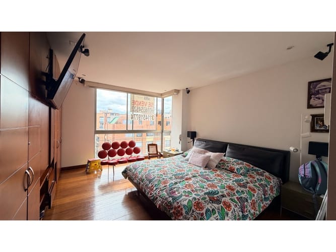 Apartamento de 3 alcobas en venta en Chicó Navarra, Bogotá, 127 m² · foto 8 de 18