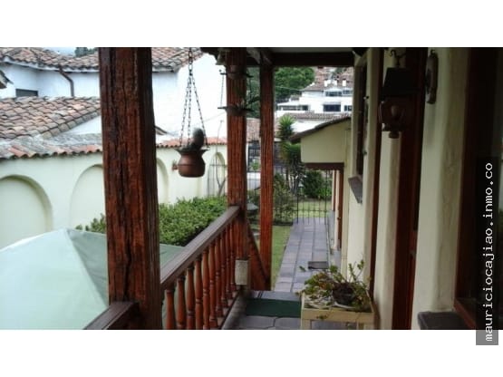 Casa de 4 alcobas en venta en Niza, Bogotá, 415 m² · foto 14 de 21