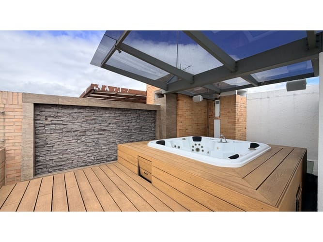Apartamento de 3 alcobas en venta en Chicó Navarra, Bogotá, 127 m² · foto 11 de 18
