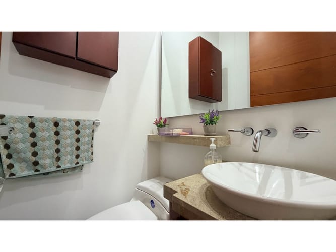 Apartamento de 3 alcobas en venta en Chicó Navarra, Bogotá, 127 m² · foto 16 de 18