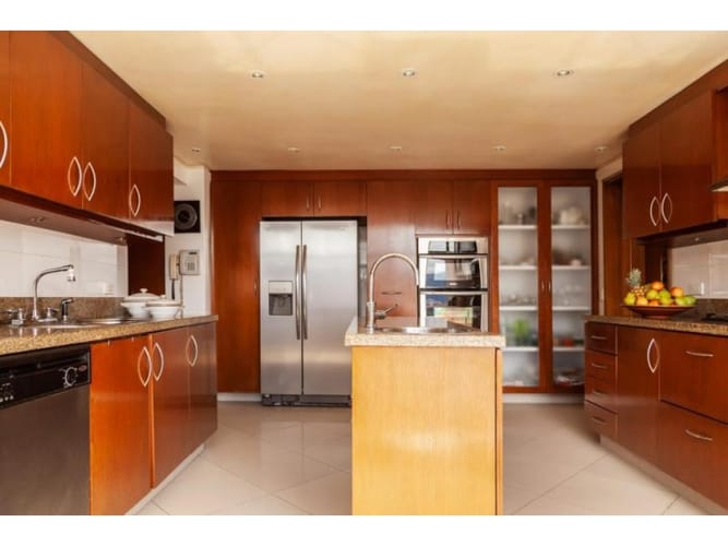 Apartamento de 4 alcobas en venta en Cerros De Niza, Bogotá, 411 m² · foto 7 de 23