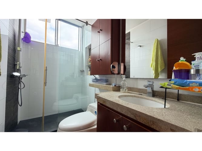Apartamento de 3 alcobas en venta en Chicó Navarra, Bogotá, 127 m² · foto 18 de 18