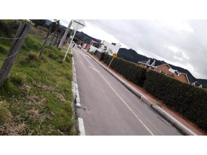Lote en venta en El Rocio, Cajicá, 1137 m² · foto 5 de 9