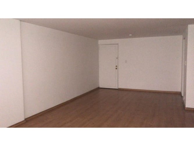 Apartamento de 3 alcobas en venta en Chico Norte, Bogotá, 110 m² · foto 2 de 13