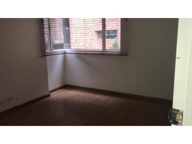 Apartamento de 3 alcobas en venta en Chico Norte, Bogotá, 110 m² · foto 10 de 13