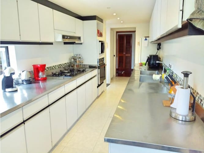 Apartamento de 3 alcobas en venta en Cerros De Niza, Bogotá, 255 m² · foto 19 de 24