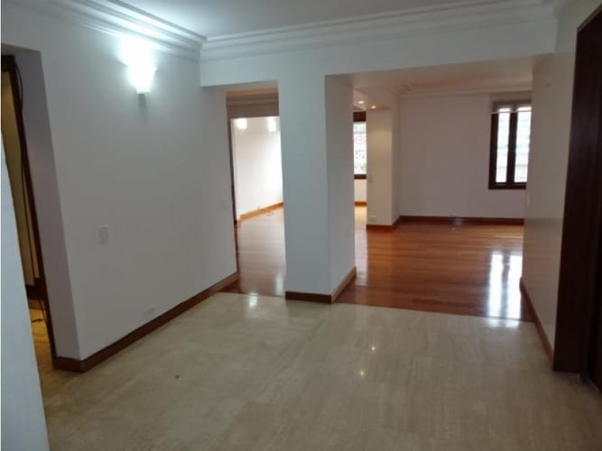 Apartamento de 3 alcobas en venta en Chapinero, Bogotá, 210 m² · foto 6 de 17