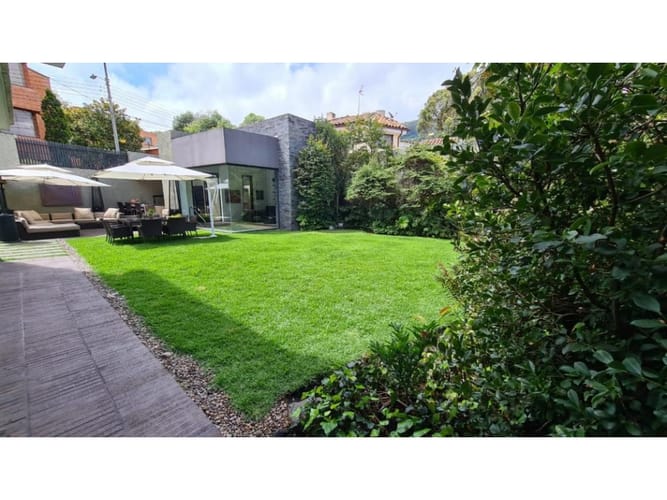 Casa de 3 alcobas en venta en Santa Ana Oriental, Bogotá, 640 m² · foto 12 de 24