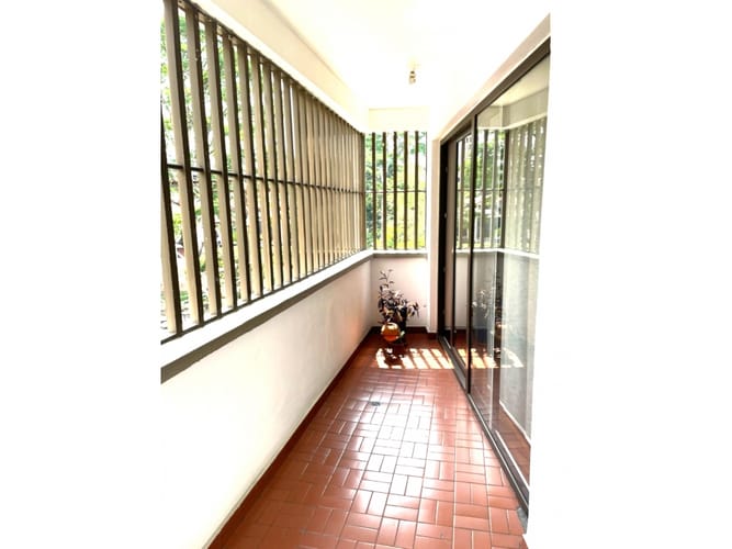 Apartamento de 4 alcobas en venta en Santa Teresita, Cali, 235 m² · foto 16 de 21