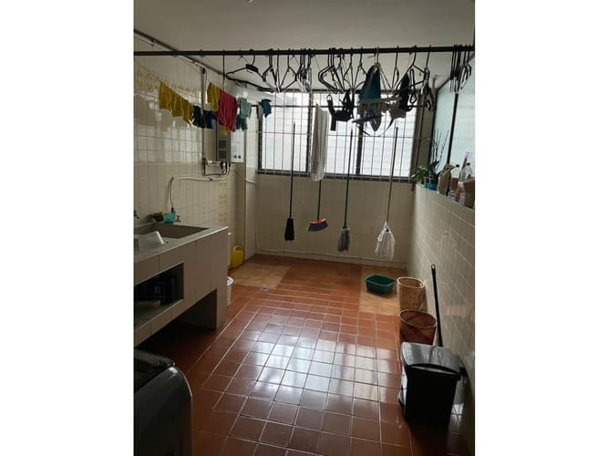 Apartamento de 4 alcobas en venta en Santa Teresita, Cali, 235 m² · foto 20 de 21
