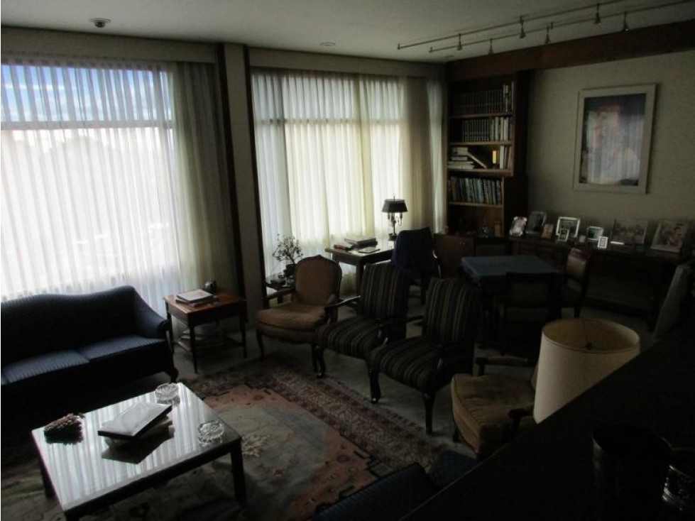 Apartamento en venta en El Refugio, Bogotá · foto 6 de 24