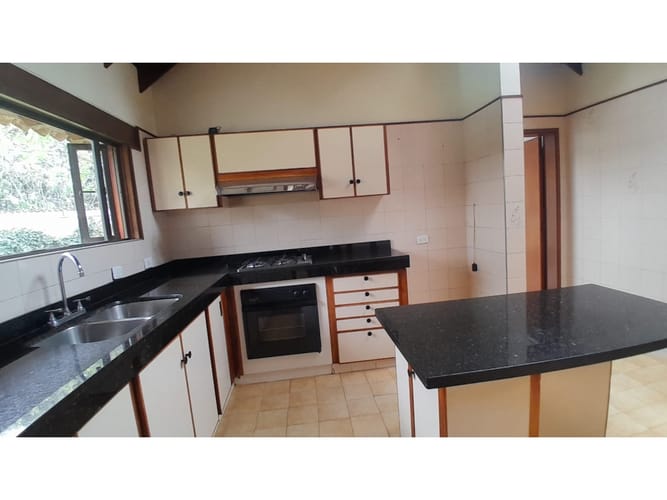 Casa de 3 alcobas en venta en Casa Blanca, Bogotá, 187 m² · foto 6 de 24