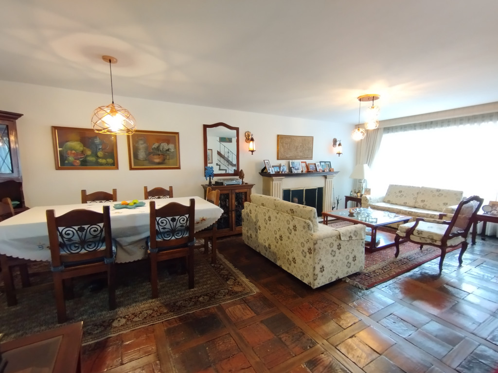 Casa en venta en Barrios Unidos, Bogotá · foto 3 de 24