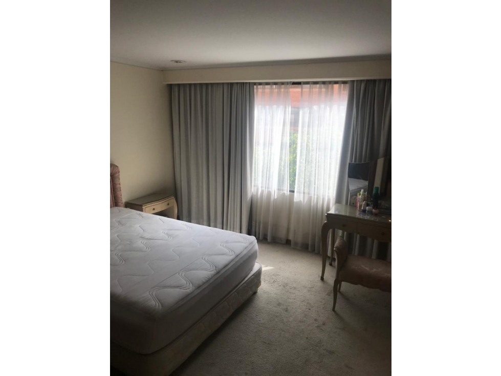 Apartamento en venta en Chico Norte, Bogotá · foto 9 de 18
