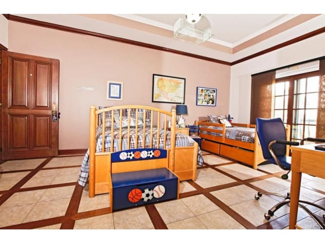 Casa de 5 alcobas en venta en Pance, Cali · foto 18 de 24