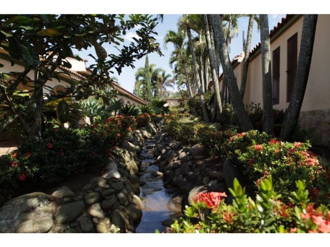 Casa de 5 alcobas en venta en Pance, Cali · foto 23 de 24