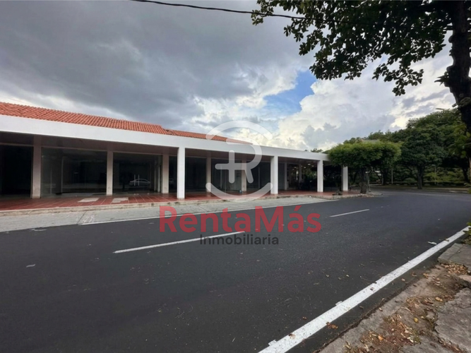 Local en arriendo en Caobos, Cúcuta, 138 m² · foto 2 de 6