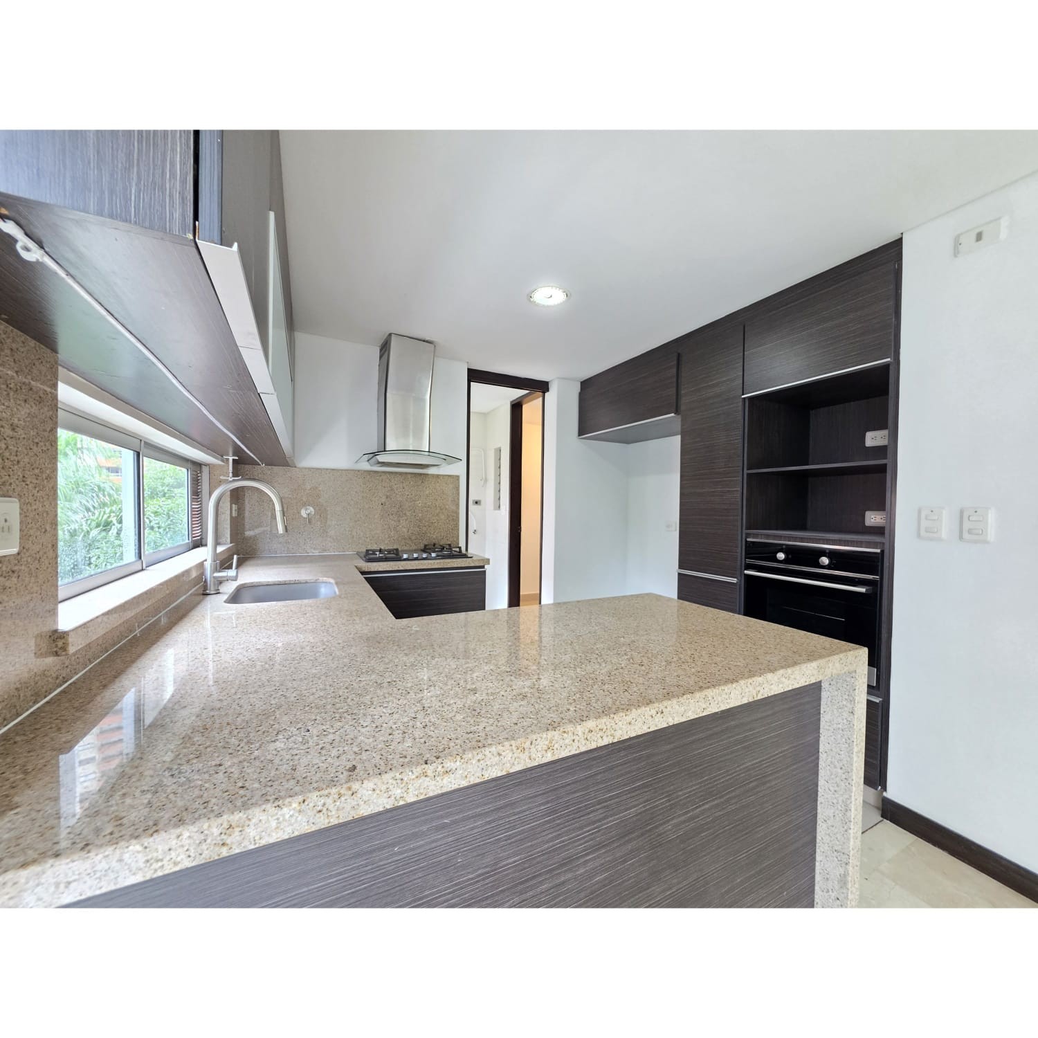 Apartamento en venta en Santa Maria De Los Angeles, Medellín · foto 6 de 24