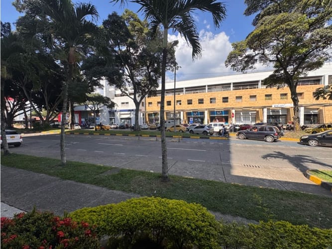 Local en arriendo en Nueva Tequendama, Cali, 144 m² · foto 3 de 17