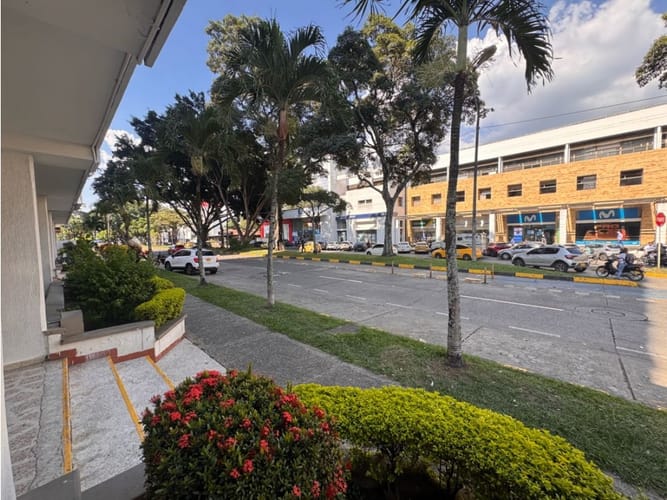 Local en arriendo en Nueva Tequendama, Cali, 144 m² · foto 5 de 17