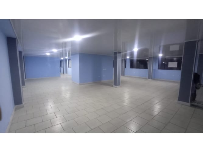 Bodega en venta en Mutualidad, Bucaramanga, 300 m² · foto 4 de 10