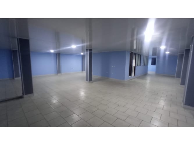 Bodega en venta en Mutualidad, Bucaramanga, 300 m² · foto 5 de 10