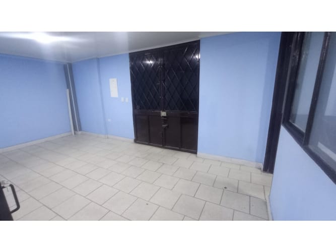 Bodega en venta en Mutualidad, Bucaramanga, 300 m² · foto 8 de 10