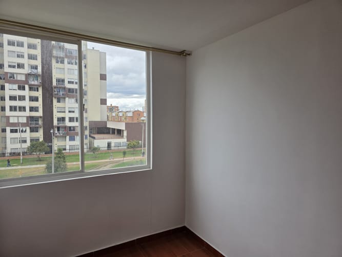 Apartamento de 3 alcobas en arriendo en Turingia Et. Ii, Bogotá, 45 m² · foto 6 de 15