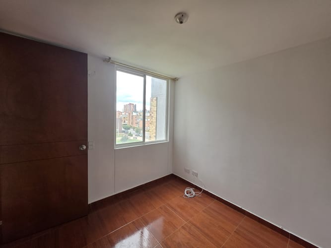 Apartamento de 3 alcobas en arriendo en Turingia Et. Ii, Bogotá, 45 m² · foto 9 de 15