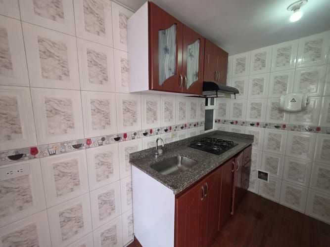Apartamento de 3 alcobas en arriendo en Turingia Et. Ii, Bogotá, 45 m² · foto 12 de 15