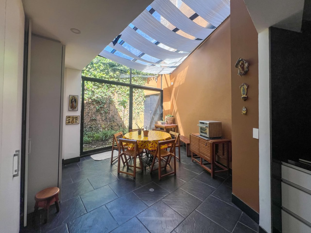 Casa en arriendo en La Macarena, Bogotá · foto 7 de 15