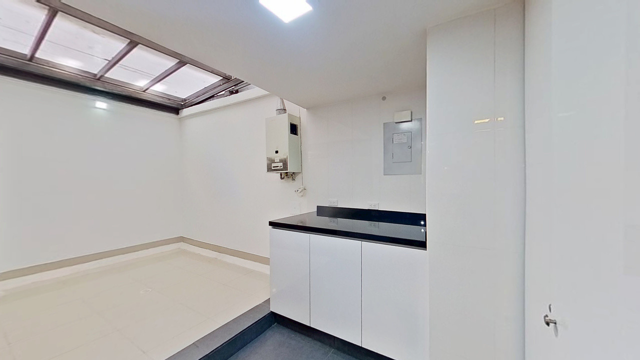 Apartamento en venta en Santa Barbara Central, Bogotá · foto 19 de 20