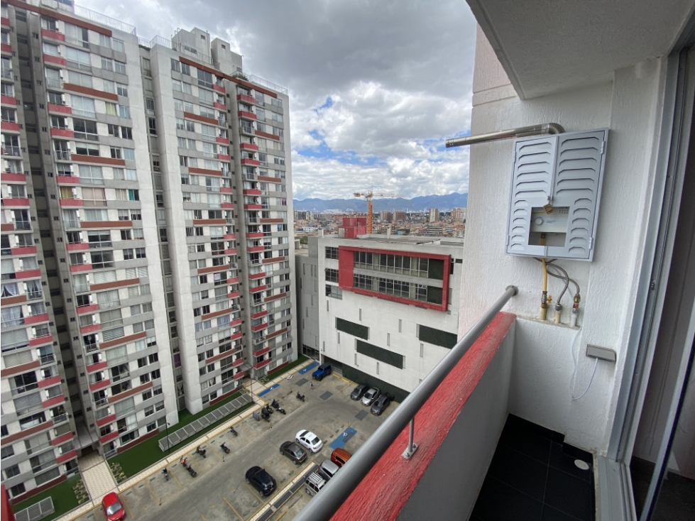 Apartamento en venta en El Castillo, Bogotá · foto 9 de 20