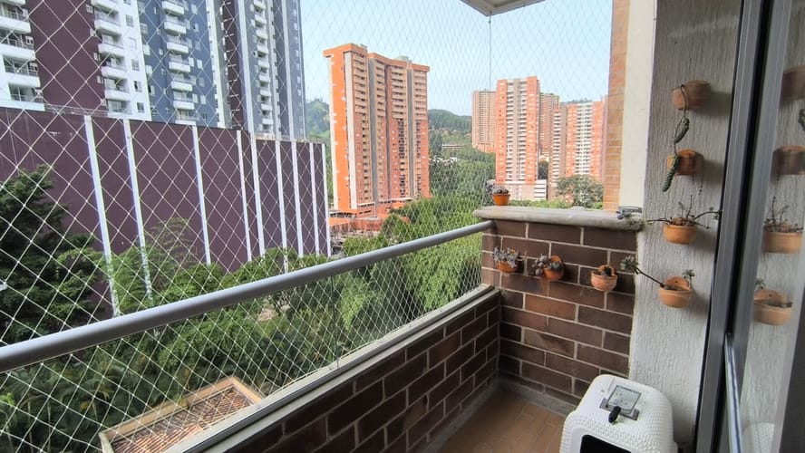 Apartamento en venta en El Raizal, Medellín · foto 5 de 16