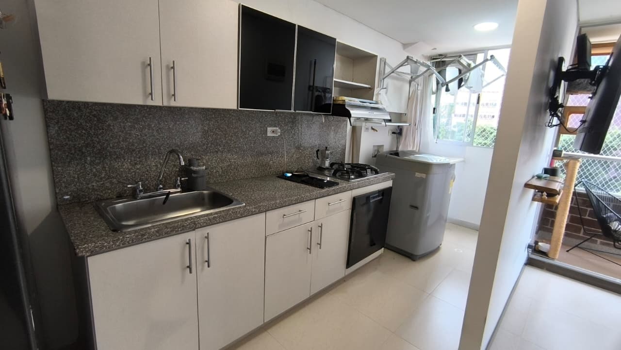 Apartamento en venta en El Raizal, Medellín · foto 6 de 16