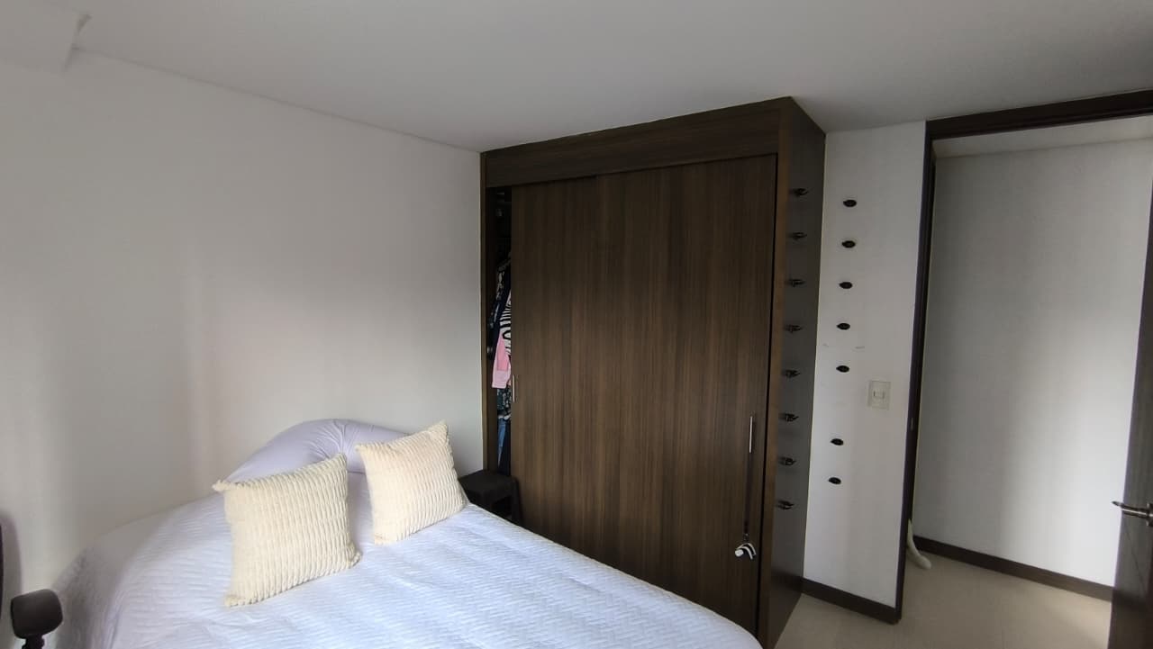 Apartamento en venta en El Raizal, Medellín · foto 9 de 16